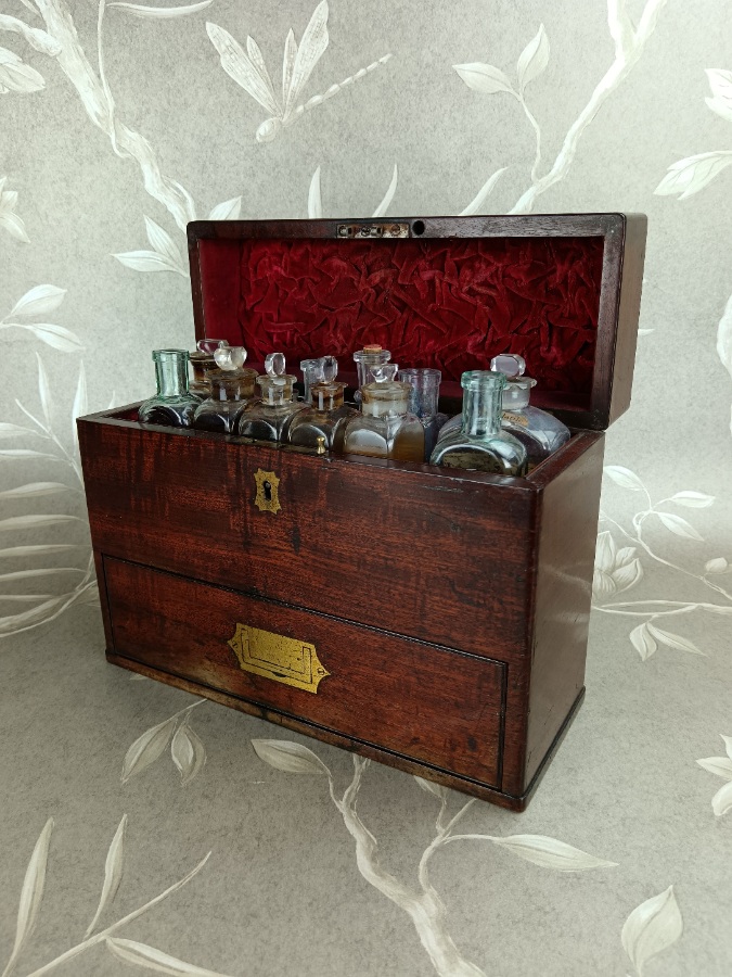 Fine Late Georgian Mahogany Campaign Travelling  Apothecary Chest (3).jpg